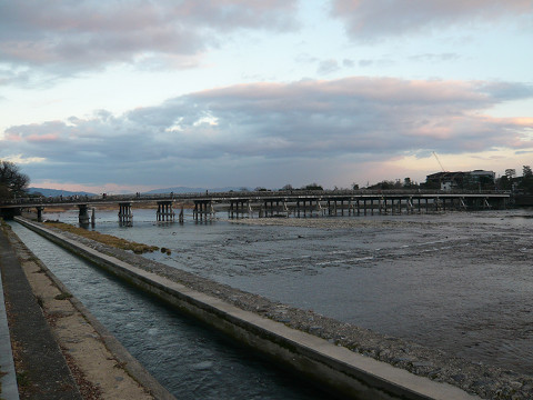 夕暮れ前　渡月橋　121.jpg