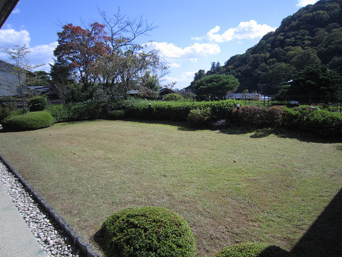 ﾚｽ　庭10.jpg