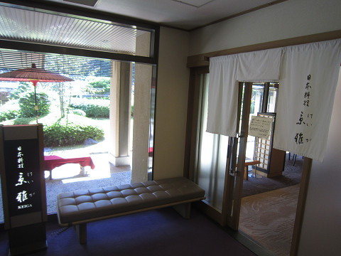 ﾚｽ　玄関08.jpg